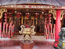 Kelenteng Tertua Malang, Tempat Pembagian 3.000 Piring Lontong Cap Go Meh