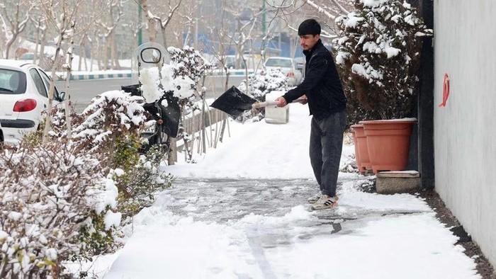 Freezing temperatures have gripped the northern half of the country over the past few days.PHOTO: AFP