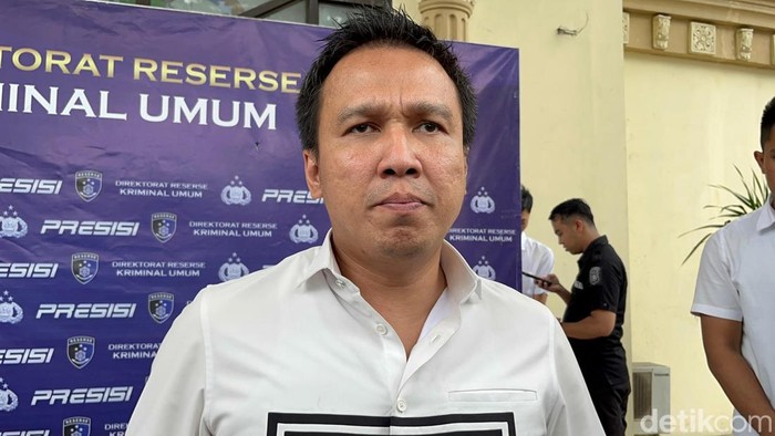 Direktur Reskrimum Polda Jambi, Kombes Manang Soebeti