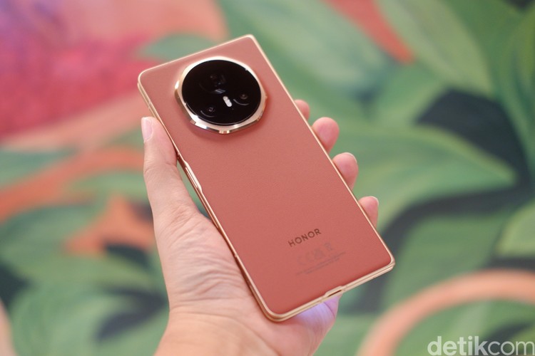Honor Magic V3