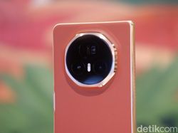 Unboxing Honor Magic V3, HP Layar Lipat Punya Bodi Tipis