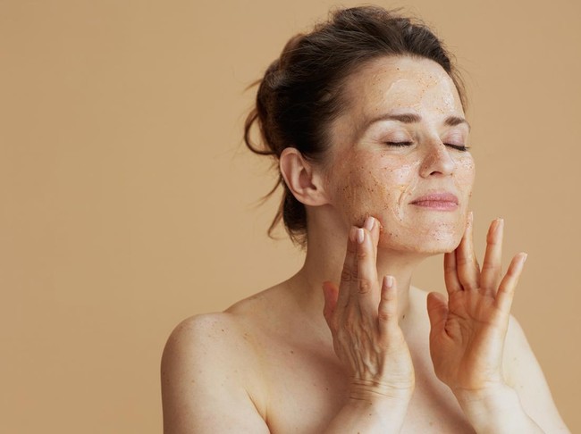 Ilustrasi skincare cleansing oil