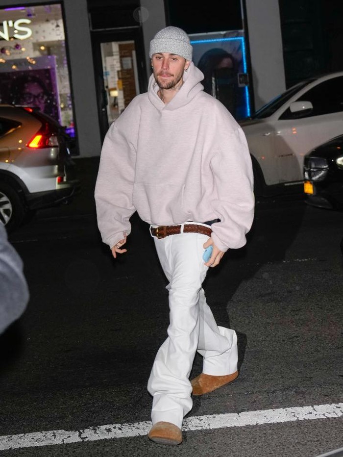 NEW YORK, NY - FEBRUARY 2: Justin Bieber is seen on February 2, 2025 in New York City.  (Photo by XNY/Star Max/GC Images)