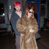 Penampilannya yang disorot publik ini terjadi di tengah meningkatnya rumor bahwa pernikahannya dengan Hailey Bieber sedang dalam masalah. Pasangan yang menikah sejak enam tahun lalu tersebut ramai dikabarkan berpisah. Foto: GC Images/XNY/Star Max