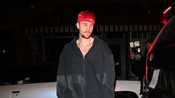 7 Selebritas Hollywood Hidup dalam Bayang-bayang Penyakit 7 Selebritas Hollywood Hidup dalam Bayang-bayang Penyakit