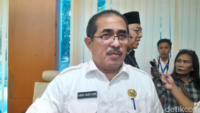 Kadisdik Sumut Abdul Haris Lubis. (Foto: Nizar Aldi/detikSumut)