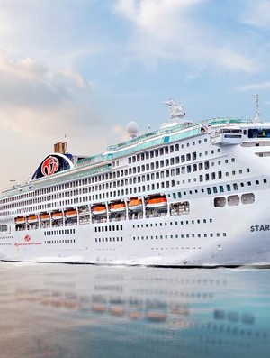 Liburan Mewah, Naik Kapal Pesiar di Selat Malaka 