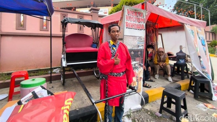 Lapak Becak Rickshaw Khas Jepang di Cirebon