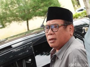 Jadi Tersangka Penipuan, Eks Bupati Lombok Tengah Suhaili Siap Kooperatif