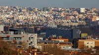 Sebuah laporan oleh konsultan properti Savills memperkirakan bahwa pasar hunian bersama di Spanyol akan mewakili 16% dari proyek pembangunan baru untuk disewakan.  