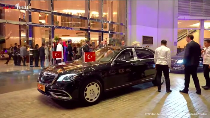 Mercedes-Maybach S600 Guard tumpangan Prabowo-Erdogan