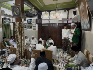 Petinggi PPP Lakukan Pertemuan di Rumah Mbah Moen, Hasilkan Maklumat Ini