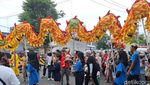 Aksi Barongsai Meriahkan Perayaan Cap Go Meh di Blitar