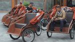 Potret Wamen UMKM Bagi-bagi Becak Listrik