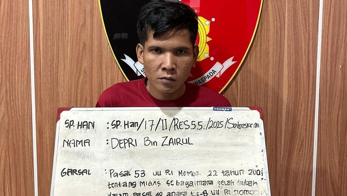 Pemilik tempat penyulingan minyak ilegal di Muba yang terbakar saat diamankan polisi.