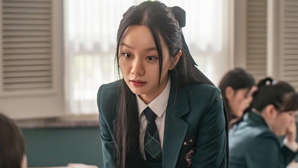 7 Potret Hyeri Bintangi Drakor GL Friendly Rivalry, Tuai Perdebatan Publik