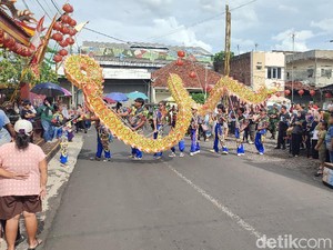 Melihat Aksi Barongsai hingga Liong Menari-nari di Ciamis dan Cirebon