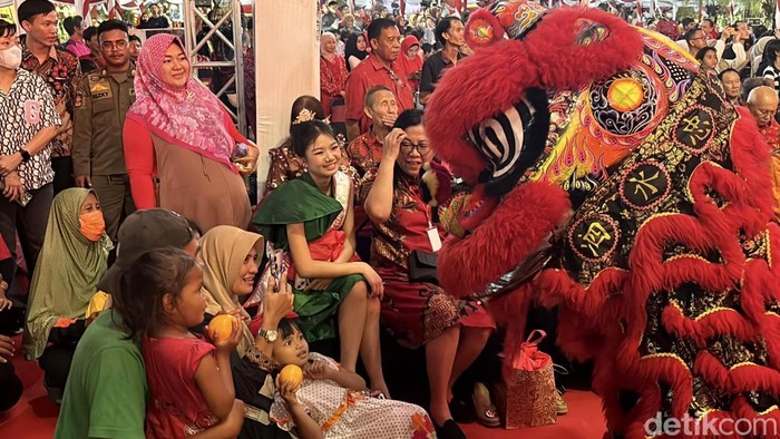 Perayaan Cap Go Meh di Surabaya Perayaan Cap Go Meh di Surabaya