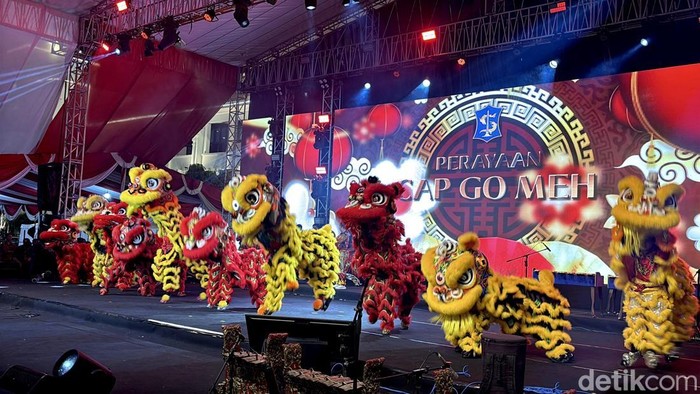 Perayaan Cap Go Meh di Surabaya Perayaan Cap Go Meh di Surabaya