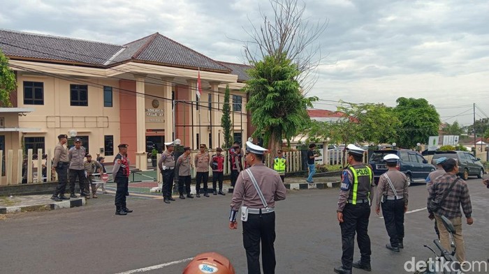 PN Magetan dijaga ketat jelang sidang guatan Bitner pada tukang sayur