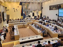 Video Anggota DPR Minta Pejabat Tak Layani Warga karena Efisiensi Dirujak Saja