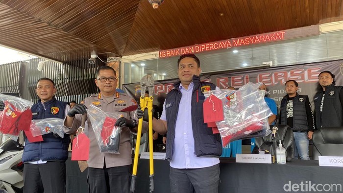 Rilis kasus perampokan juragan sembako Pati di Mapolda Jateng, Rabu (12/2/2025).