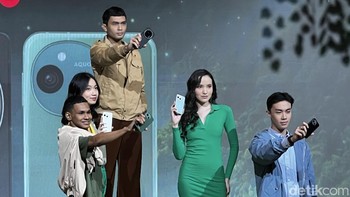 Konsumen yang melakukan pre order bisa mendapat sejumlah keuntungan seperti Android TV 43 inch dan berbagai keuntungan lain bernilai sehingga Rp 5 juta.  Foto: detikINET/Anggoro Suryo Jati