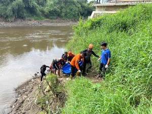 Pria Sragen Jatuh dari Jembatan Jurug ke Bengawan Solo Ditemukan Tewas