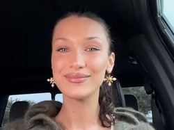 Dandan 5 Menit ala Bella Hadid, Ini 13 Produk Makeup yang Dipakainya