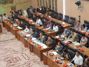 Anggaran ESDM Dipangkas 42,4% Jadi Hanya Rp 2,25 Triliun