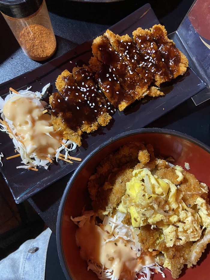 5 Warung Tenda Ini Sajikan Menu ala Resto Jepang Cuma Rp 20 Ribuan!
