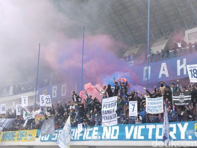 Api Semangat di GBLA Jelang Lawan Persija