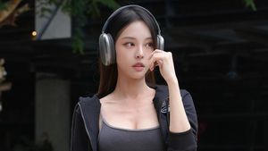 8 Potret Pianis Cantik dengan Tubuh Sempurna, Fotonya Dikira AI