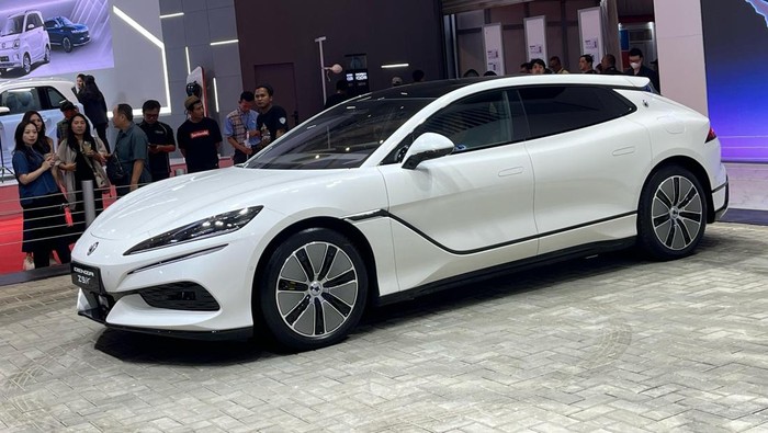 Denza Z9 GT