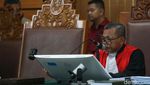 Hakim Tolak Permohonan Praperadilan Sekjen PDIP Hasto Kristiyanto