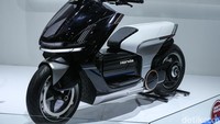 Ketika ditanya kapan Honda EV Fun dan EV Urban Concept dijual di Indonesia, AHM masih minim bicara. Mereka juga belum bisa mengungkap perkiraan harga jualnya. Kini, AHM masih fokus melakukan riset dan studi terhadap konsumen di Tanah Air.  
