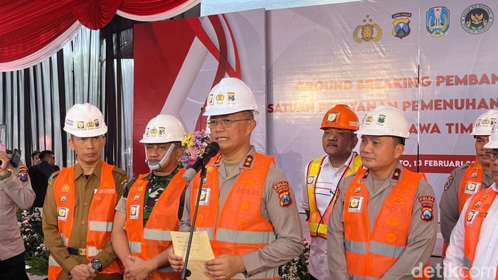 Kapolda Jatim Irjen Pol Imam Sugianto