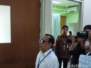 Ultah Hari Ini, Menko Pratikno Ikut Cek Kesehatan Gratis di Puskesmas Gambir