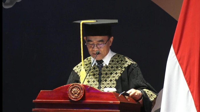 Momen orasi Muhadjir Effendy dalam pengukuhannya sebagai Guru Besar UM