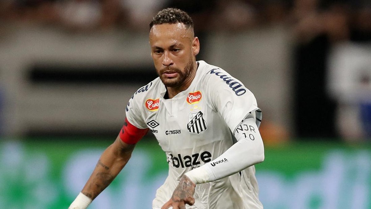 Neymar saat membela Santos. (Foto: REUTERS/Carla Carniel)