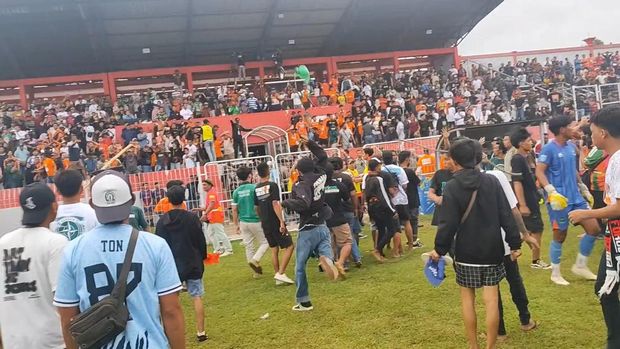 persekabpas vs tornado fc ricuh