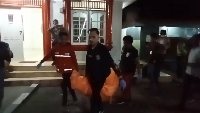 Pria di Palembang meninggal di musala SPBU