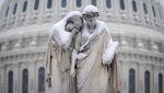 Salju Selimuti Gedung Capitol Amerika Serikat