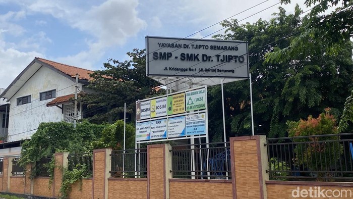 SMK Dr Tjipto Semarang menjadi lokasi duel maut pelajar SMKN 10 Semarang. Foto diunggah Kamis (13/2/2025).