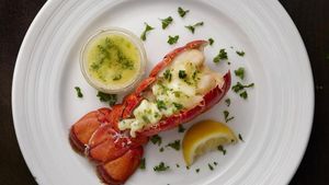 Fine Dining Gagal Puas? Menyantap 9 Menu Ini Bakal Cepat Lapar