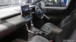 Tampilan Camry dan Corolla Cross Terbaru Luncuran Toyota