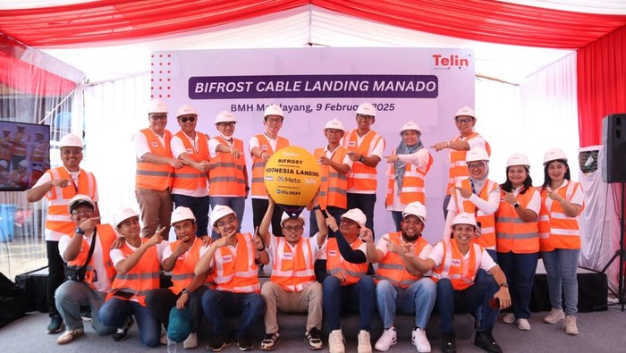Telekomunikasi Indonesia International (Telin) yang merupakan anak usaha Tekom,  mengumumkan bahwa Sistem Komunikasi Kabel Laut (SKKL), Bifrost, telah berhasil mendarat di Manado, Sulawesi Utara, pada Minggu (9/12).