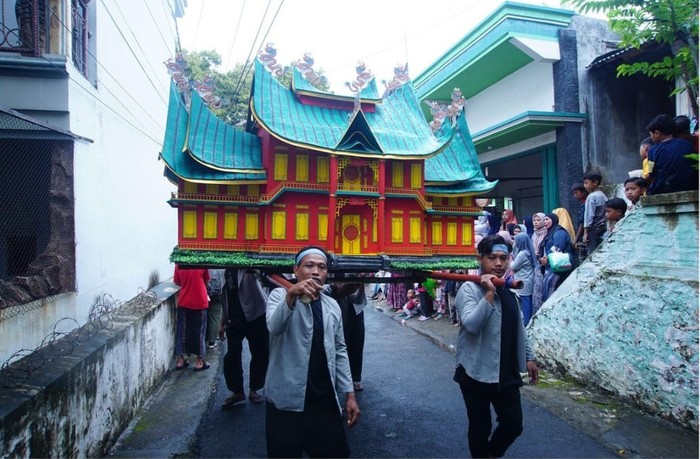 Tradisi Ruwahan di Lamongan