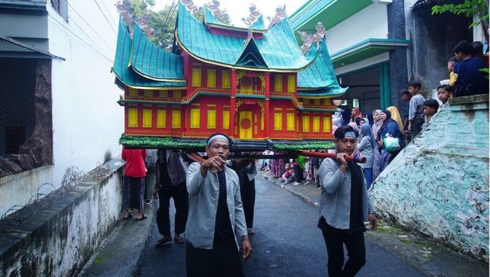 Tradisi Ruwahan di Lamongan