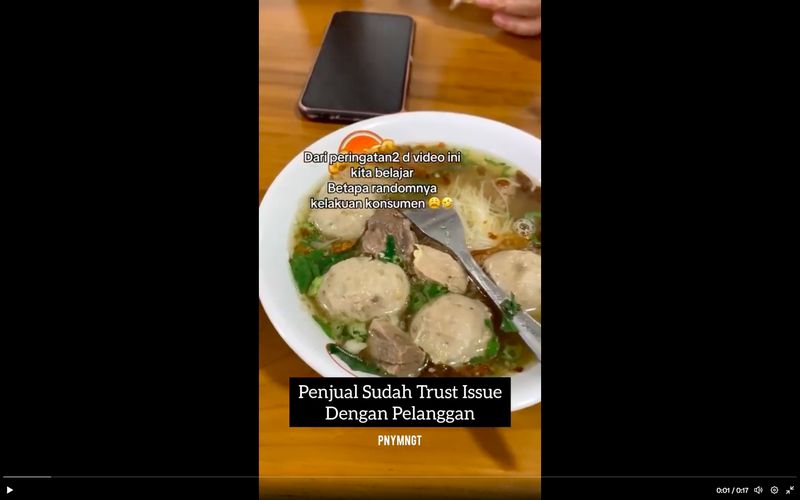 Warung Bakso Terkenal di Jakarta Ini Larang Pengunjung Lap Meja Pakai Tisu